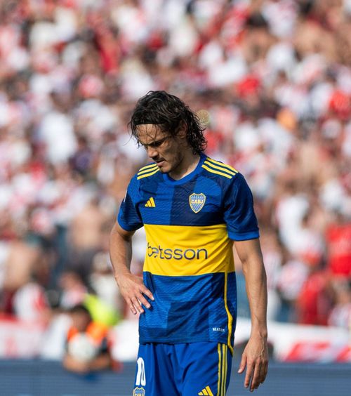„Trebuie să se retragă”  Fost campion mondial cu Argentina, sfat pentru   Edinson Cavani:  „M-a durut să-l văd așa”