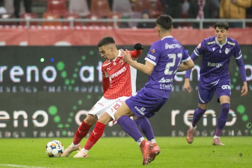 Dinamo - FC Argeș, meci (8).jpg