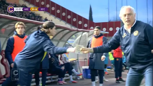 Andrea Mandorlini a solicitat o revizuire video în meciul Arezzo - Ravenna (FOTO: captură YouTube - Serie C)