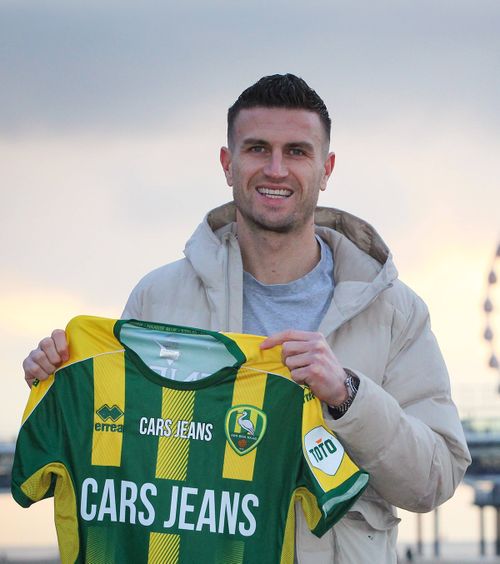 „Cocaina provoacă multe daune”   Jucătorul cu peste 34 de selecții la naționala Olandei a vorbit despre problemele cu drogurile:   „Am rănit mulți oameni”