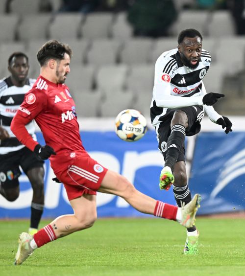 Așii Clujului  Secretul unei echipe calificate în play-off și în semifinalele Cupei.   3 jucători au influențat 75% din goluri