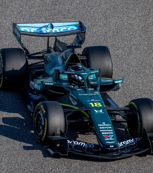 „Riscă leziuni permanente”  Aston Martin,   alarmă înaintea startului Formulei 1.  De ce nu pot încheia piloții săi prima cursă. Reacția lui Alonso