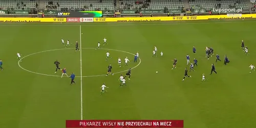 Slask Wroclaw - Wisla Cracovia, oaspeții nu s-au prezentat la meci. Capturi TVP Polonia (44).jpg