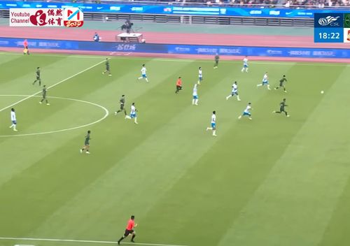 Pasa de gol a lui Mitriță pentru Guarirapa, în Zhejiang - Qingdao. Foto: Captură Youtube/ 偶然体育赛事