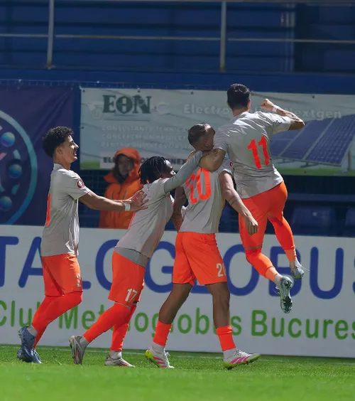 Ironie fină la adresa FCSB   Cum a promovat   Metaloglobus  al treilea duel împotriva campioanei » „Mitraliera” Florin Bratu, în fața rivalei de-o viață