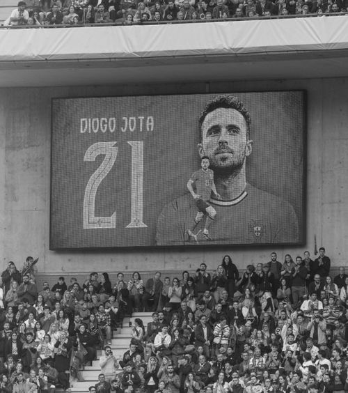 Greșeală colosală  Un jurnalist l-a inclus pe   Diogo Jota  pe lista convocărilor pentru meciul Portugaliei » Explicația a fost cumplită