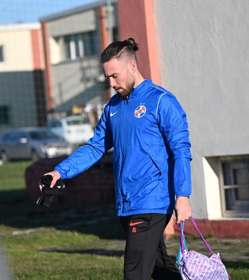 „Sunt sigur”    Impresarul lui Ofri Arad  a vorbit despre viitorul fotbalistului la FCSB: „A avut și ghinion”