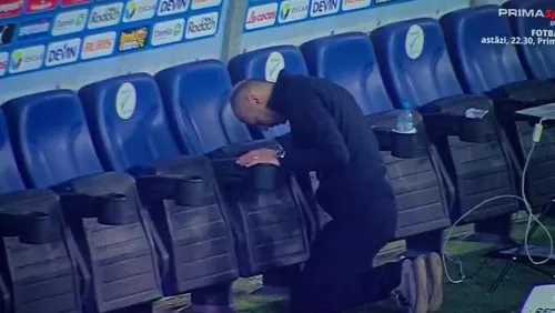 Craiova - FC Argeș. Bogdan Andone, în genunchi după victoria de pe Oblemenco. Foto - captură Prima Sport (2).jpg