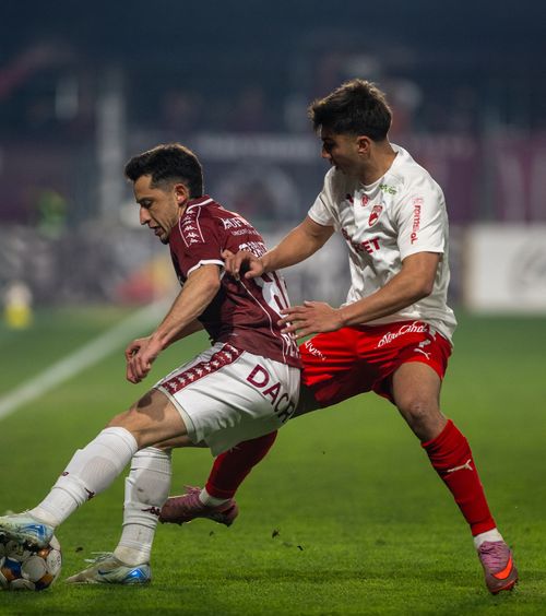 „Trebuia să-mi rupă piciorul?!”     Alexandru Musi,  furios pe arbitraj după Rapid - Dinamo: „Întrebați-l de ce n-a dat!” + Reacția lui Cîrjan