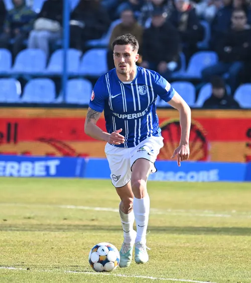 Riscă să nu mai joace în 2026!    FOTO.   Mijlocașul Farului   s-a accidentat grav  la o fază la care a fost sancționat cu cartonaș galben