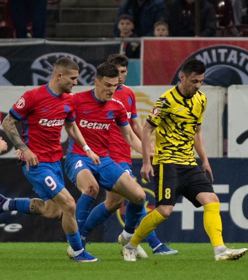 Remiză la debut pentru Rădoi!    FCSB nu a putut înscrie  în fața ultimei clasate și ajunge pe locul 8 în play-out