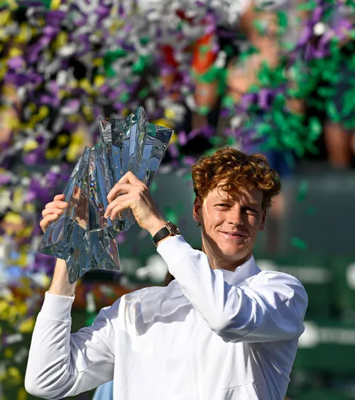 Campioni în premieră la Indian Wells    VIDEO.  Jannik Sinner și Aryna Sabalenka au cucerit pentru   prima dată în carieră  trofeul la turneul din California