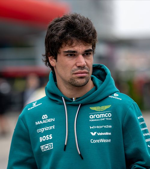„Rugați-vă împreună cu mine”    Lance Stroll,  ironic după problemele întâmpinate de Aston Martin, cauzate de motorul Honda