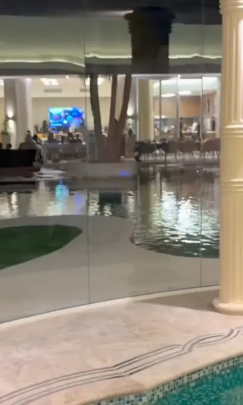 Imagini din vila spectaculoasă a lui Carlos Tevez