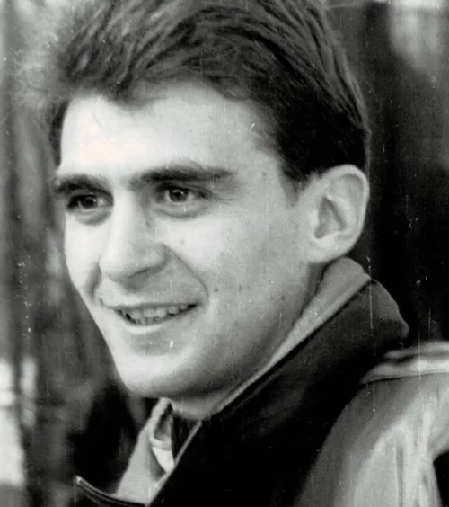 A murit Sorin Tufan    Fotbalistul care a jucat în anii '90 la Farul și Steaua  și-a pierdut viața în accidentul naval de la Midia