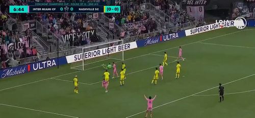 Golul reușit de Lionel Messi, în Inter Miami - Nashville 1-1. Foto: captură X/@futbolarena