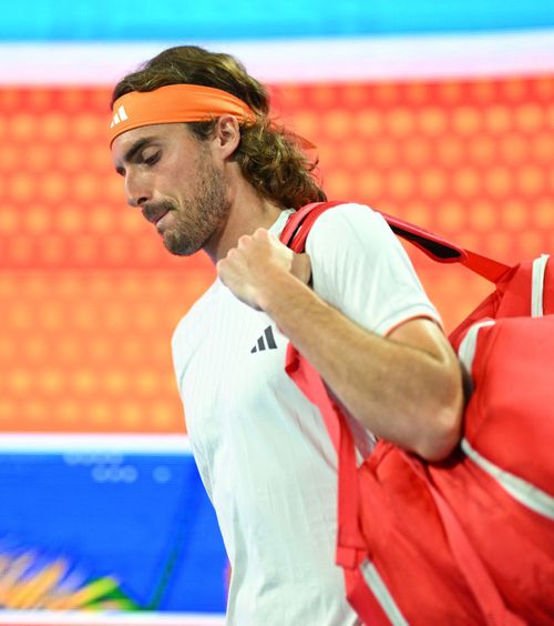 Tsitsipas, criză de nervi la Miami   Grecul s-a certat cu arbitrul de scaun:   „Ar trebui să vă fie rușine!”  » Ce l-a înfuriat