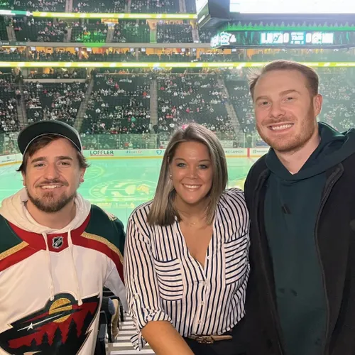 Tragedie în NHL  O cunoscută jurnalistă și cei trei copii ai săi au murit într-un incendiu devastator:   postarea tulburătoare  făcută cu o zi înainte