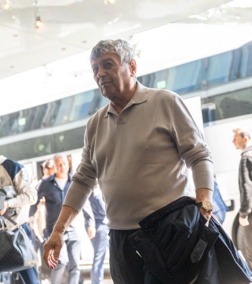 Turcii l-au nemulțumit pe Lucescu  Ce l-a deranjat pe selecționerul României   la sosirea „tricolorilor”   în Istanbul