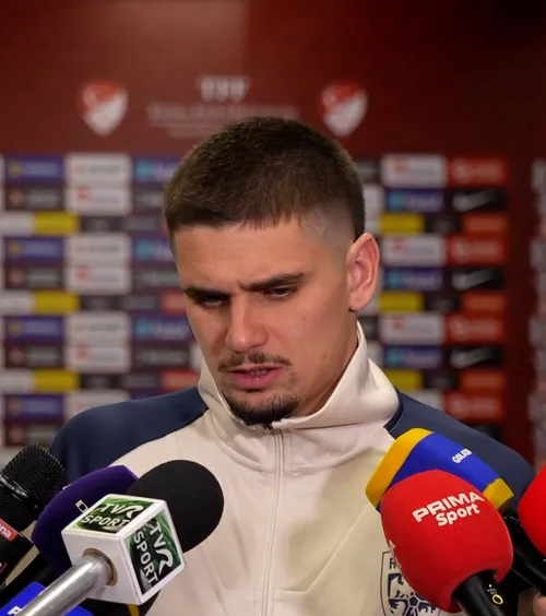 „Poate că a fost ultima șansă...”    Răzvan Marin   pare că-și ia adio de la un CM: „Sunt de 10 ani la națională. E a treia calificare ratată”