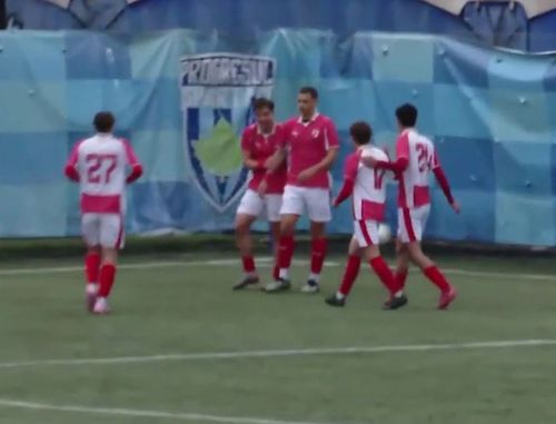 Derby-ul echipelor secunde    VIDEO  Victorie importantă:   Dinamo 2 câștigă  în fața lui FCSB 2! Roș-albaștrii ratează play-off-ul