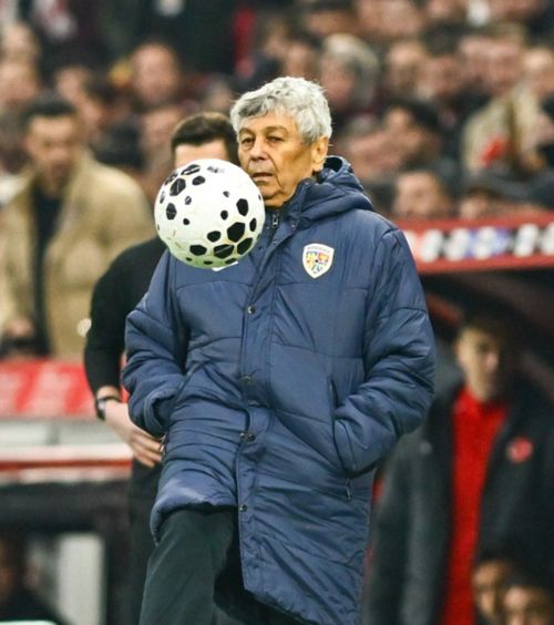De la Istanbul, pentru Luce  Turcii l-au învins în baraj, dar   se gândesc la Mircea Lucescu.  Mesaj pentru selecționer