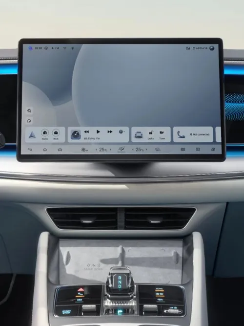 Bolidul care l-a cucerit pe Guardiola    FOTO:  Antrenorul lui Manchester City a cerut sponsorului a doua mașină.   Ce marcă e, cum arată și ce preț are