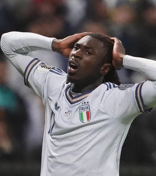 Radiografia unui eșec mondial  Italia, fără identitate. 3 campanii eșuate. Un jucător a trăit drama tuturor ratărilor.   Ce echipă avea la CM 2006 și cum e acum!