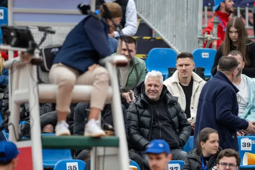 Marius Șumudică, prezent la meciul Damir Dzumhur - Nuno Borges de la Țiriac Open (FOTO: Raed Krishan / GOLAZO.ro)