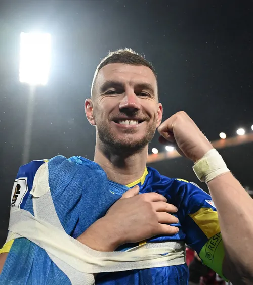 Renașterea Bosniei    De la eternul Dzeko la marile talente.  Doi supraviețuitori ai Generației de Aur. Și un selecționer-șoc