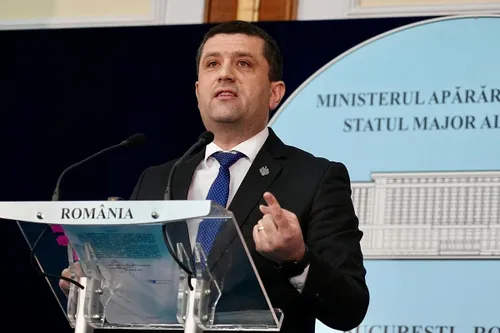 Radu Miruță, la conferința de presă de la sediul MApN. Foto: Iosif Popescu/GOLAZO.ro