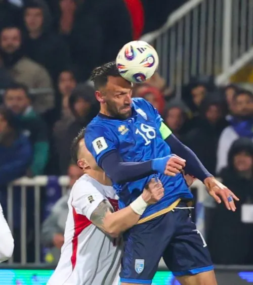 „Fii blestemat!”  Căpitanul naționalei din Kosovo, reacție furioasă după ce a fost   acuzat de trădare  în barajul cu Turcia