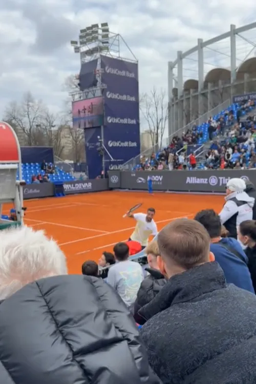 Discuția dintre Marius Șumudică și Damir Dzumhur la Țiriac Open. Foto: captură TikTok/ andualex08