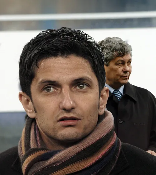 „Mi s-a părut că l-am trădat”    FOTO.  Momentul emoționant dintre   Mircea și Răzvan Lucescu   care a făcut înconjurul lumii