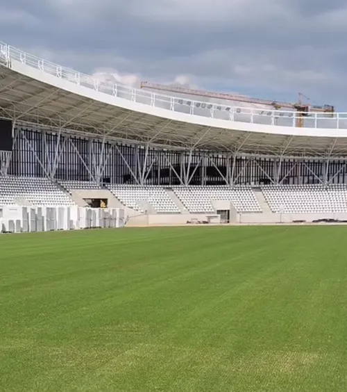 Aproape de finalizare     FOTO.  Cum arată   cel mai nou stadion  din România și când ar urma să fie inaugurat 