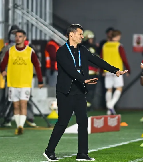 Titlul, tot mai greu de obținut   Costel Gâlcă, despre   ce are nevoie Rapidul  pentru a câștiga campionatul: „E important să faci asta”