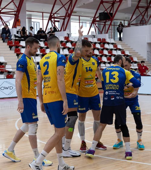 „Regretăm că finala nu s-a decis pe teren”  Corona Brașov,   mesaj pentru suporteri  după ce a pierdut finala Cupei României dintr-un motiv incredibil