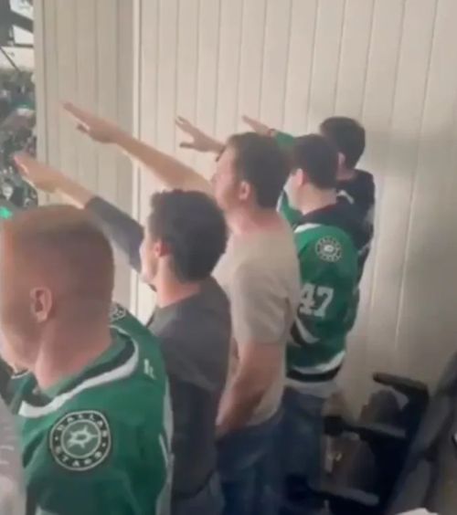 Au făcut salutul nazist la meci     Ce măsuri a luat clubul,  după ce un spectator i-a filmat: „Le-am trimis clipul și numerele exacte ale locurilor”