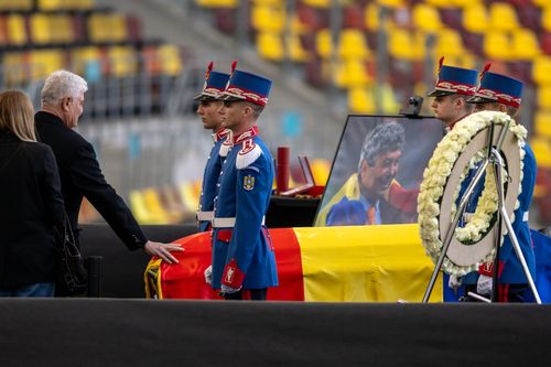 Omagii pentru Mircea Lucescu la Arena Națională (FOTO: Raed Krishan / GOLAZO.ro)