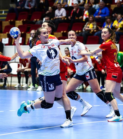 România, eșec usturător  „Tricolorele” au fost zdrobite de campioanele lumii.   Diferență uriașă  în EHF Euro Cup