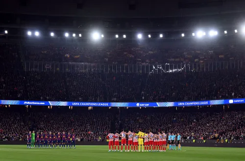 Minut de reculegere pentru Mircea Lucescu înainte de PSG - Liverpool și Barcelona - Atletico, în Liga Campionilor Fotografii: Imago