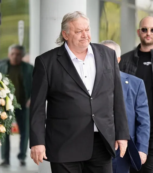 Dănuț Lupu, copleșit de durere    VIDEO.  Fostul elev al lui   Mircea Lucescu:  „Noi, românii, l-am făcut senil, bătrân. Alții au știut să îl respecte”