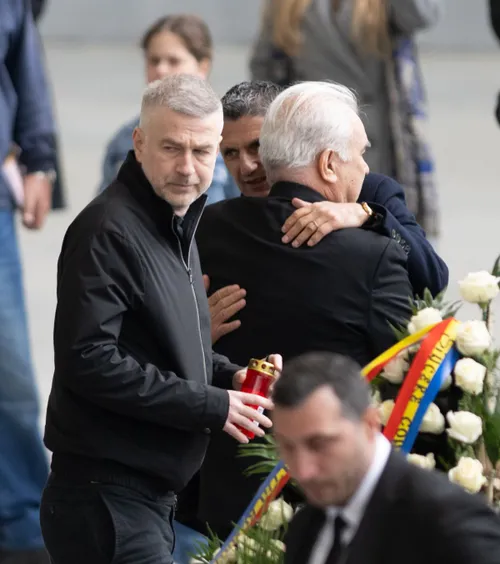 Răzvan Lucescu, gest minunat    FOTO.  Fiul lui Il Luce le-a transmis un mesaj profund lui Edi și Anghel Iordănescu:   „Ne-a prins pe amândoi de mâini”