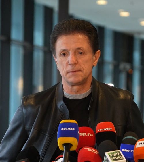 „Interesul naționalei, mai presus decât propria viață”     Gică Popescu,   plin de recunoștință față de Mircea Lucescu