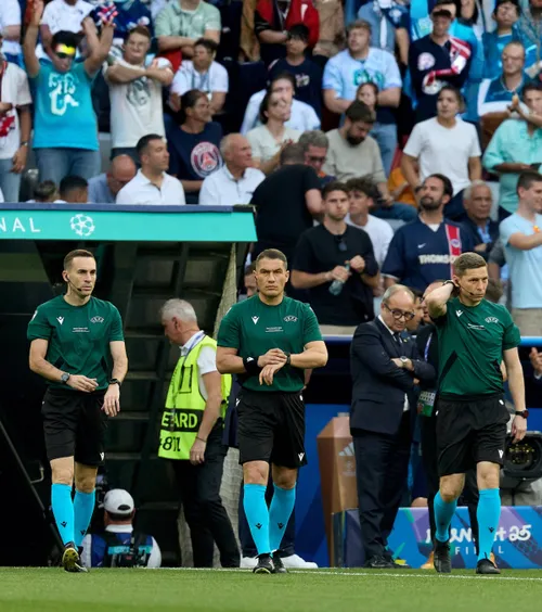 Kovacs merge la Mondial     Brigada românească    de la CM 2026 a fost anunțată oficial de FIFA!