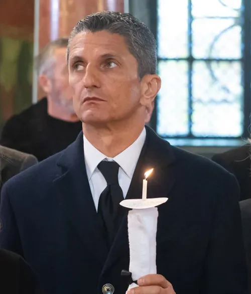 „A iubit România din toți rărunchii”  Discursul lui   Răzvan Lucescu  a impresionat pe toată lumea: „Ca fiu al lui, asta îmi doresc”