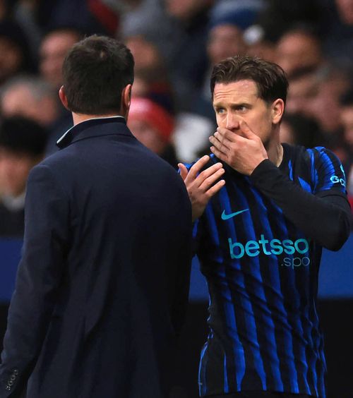 „Chivu, o persoană specială”     Piotr Zielinski,  încântat de colaborarea cu antrenorul român al lui Inter: „Mi-a dat încredere”