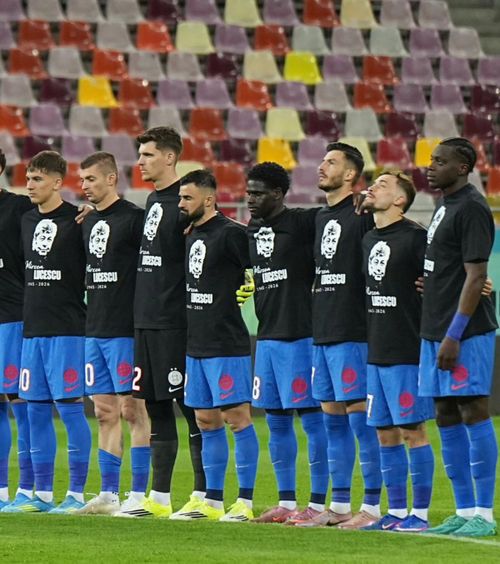 Omagiu cu dificultăți tehnice    FOTO.   Mircea Lucescu, comemorat pe Arenă:   tabela  a creat din nou probleme