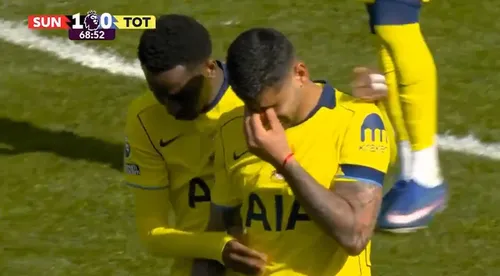 Sunderland - Tottenham. Accidentare Romero (3).jpg