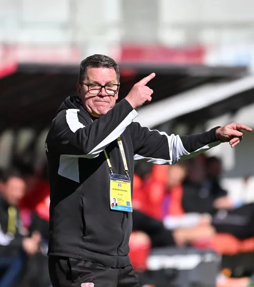 „O să-l sun pe Zicu”    Flavius Stoican  a dezvăluit ce a vorbit cu Gică Popescu înainte de a prelua Farul: „Nu oferta financiară m-a tentat”